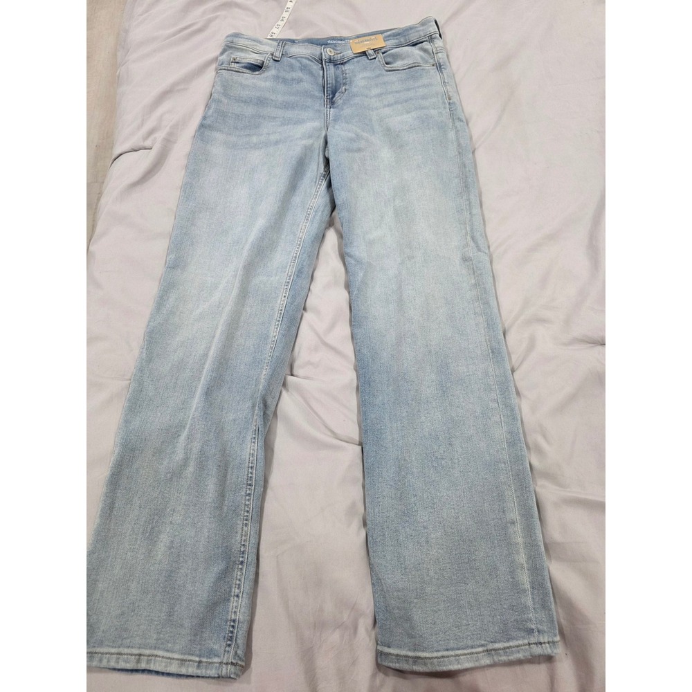 Thereabouts Loose Fit Light Wash Denim Jeans Women's Size 18‎
